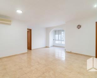 Planta baja for sale in Castelldefels  with Air Conditioner and Terrace