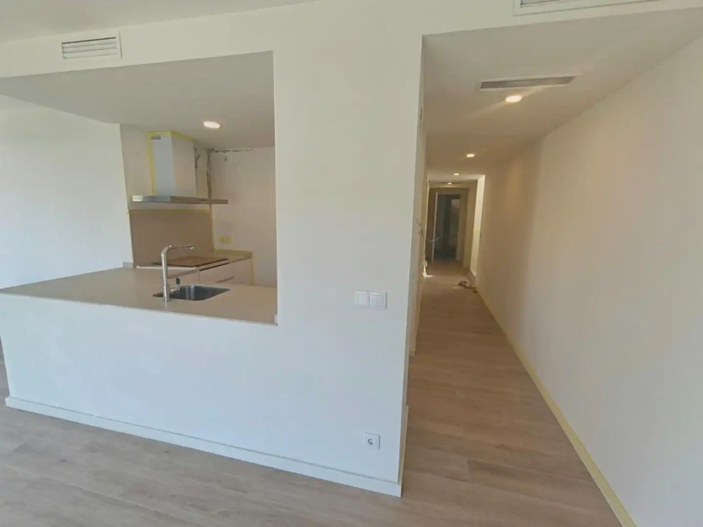 Duplex with terrace for sale in La Girada, imagen 4