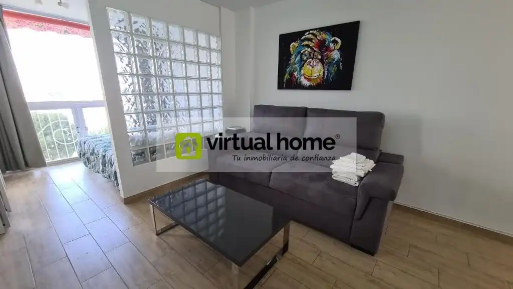 Wohnzimmer von Wohnung zum Verkauf in Benidorm mit Klimaanlage und Gemeinschaftspool