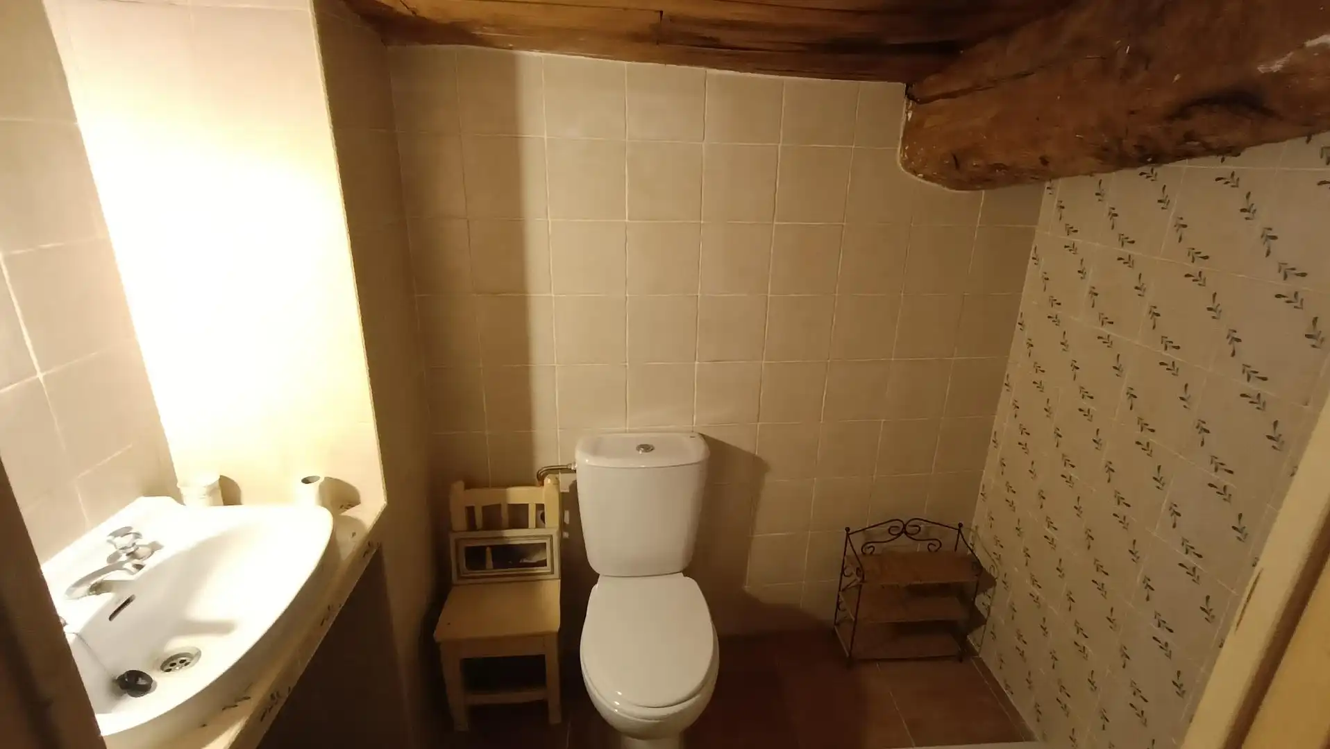 Bathroom of Detached homes for sale in Madrigal del Monte  with Heating and Terrace