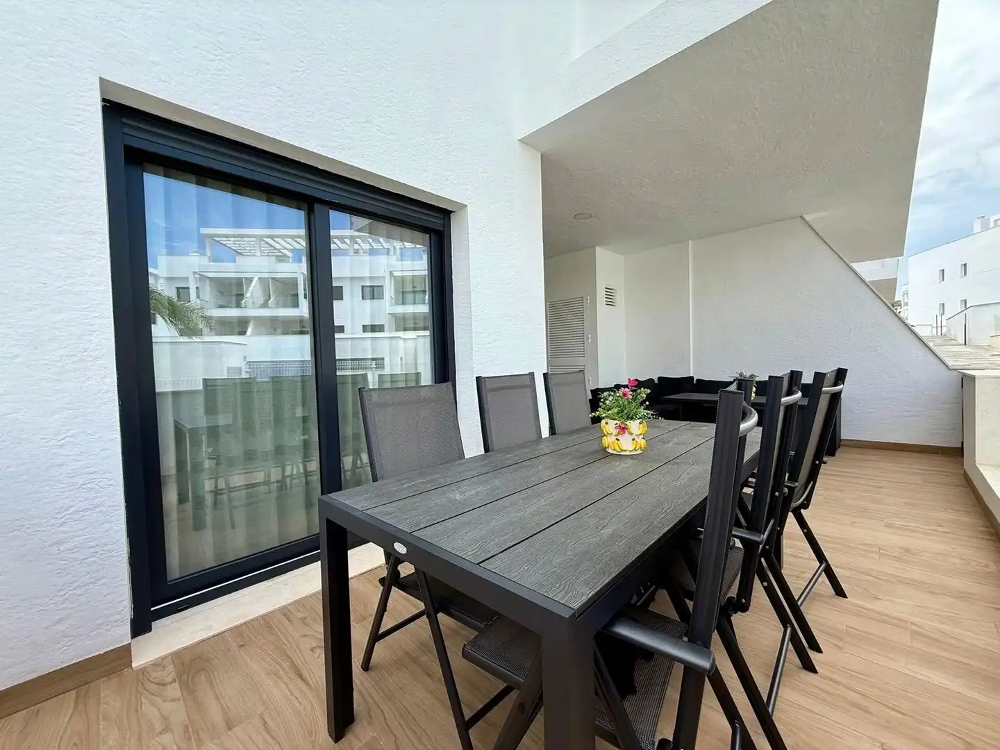 Terrace of Flat for rent in Torrevieja  with Air Conditioner, Heating and Private garden