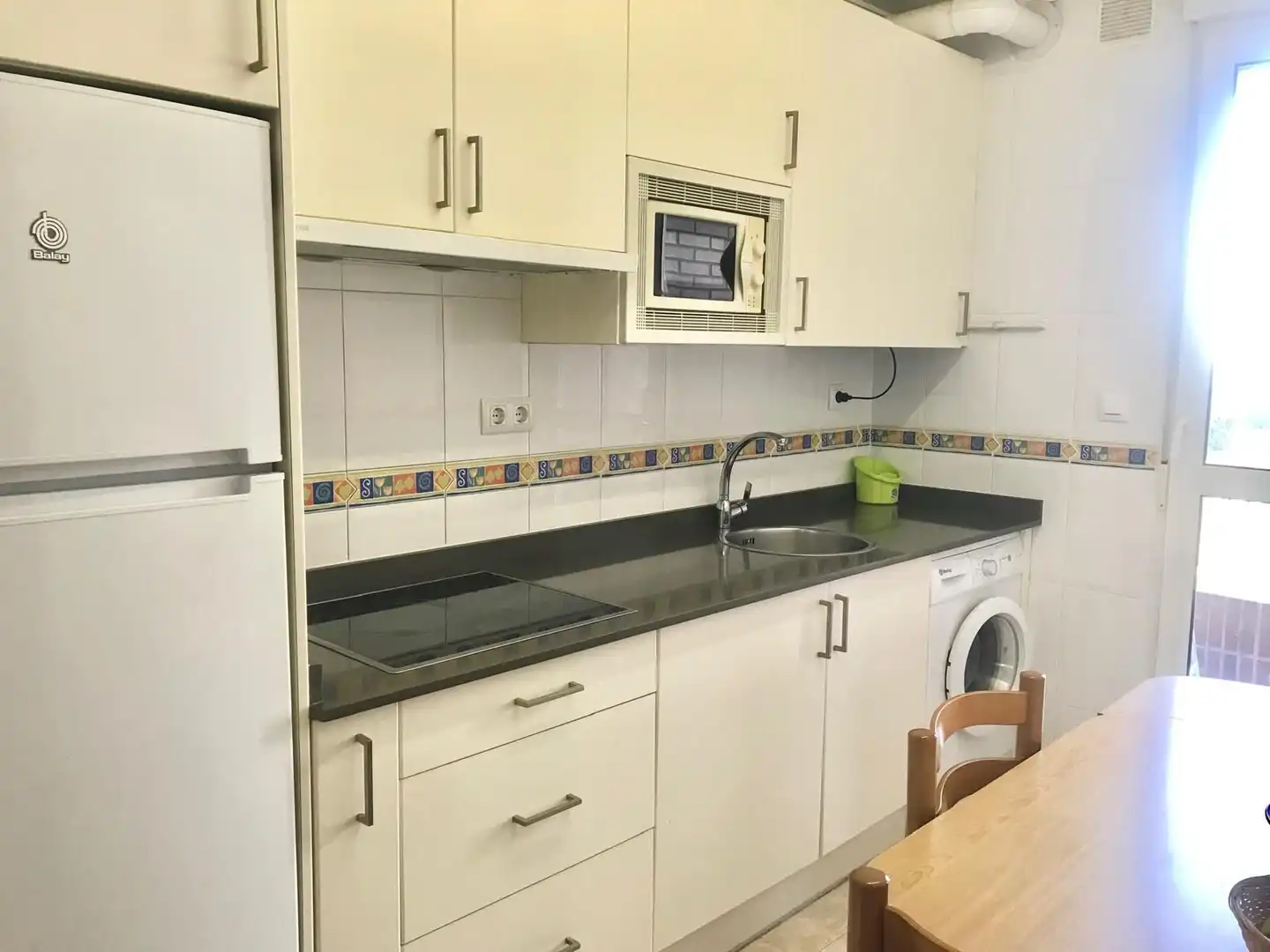 Cocina de Piso en venta en Noja con Calefacción, Terraza y Amueblado