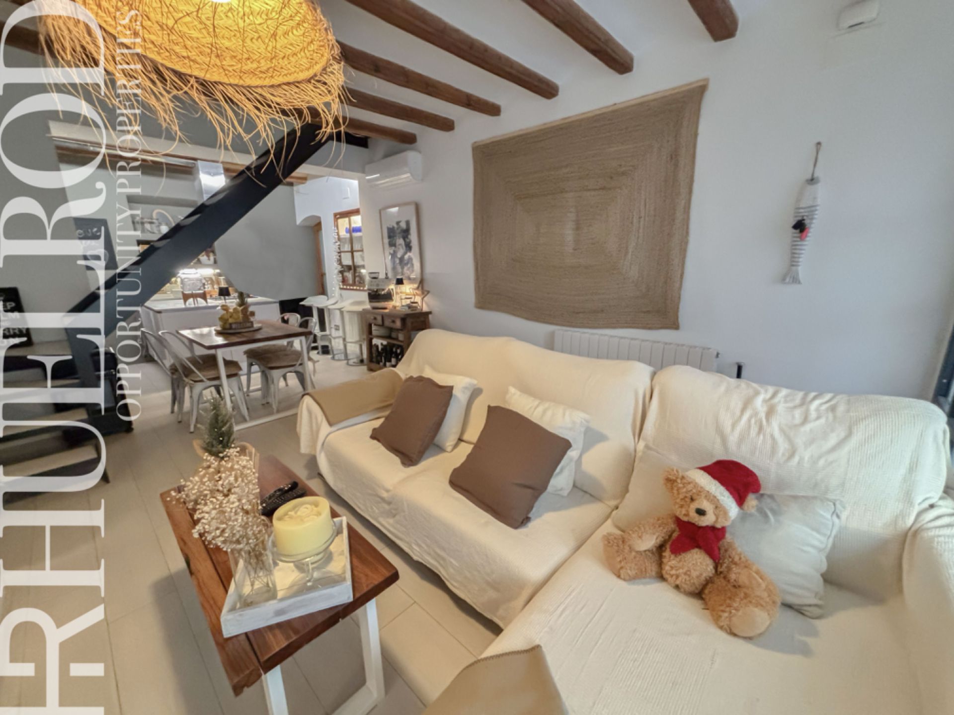 Sala d'estar de Casa adosada en venda en Vilassar de Dalt amb Aire condicionat, Calefacció i Terrassa