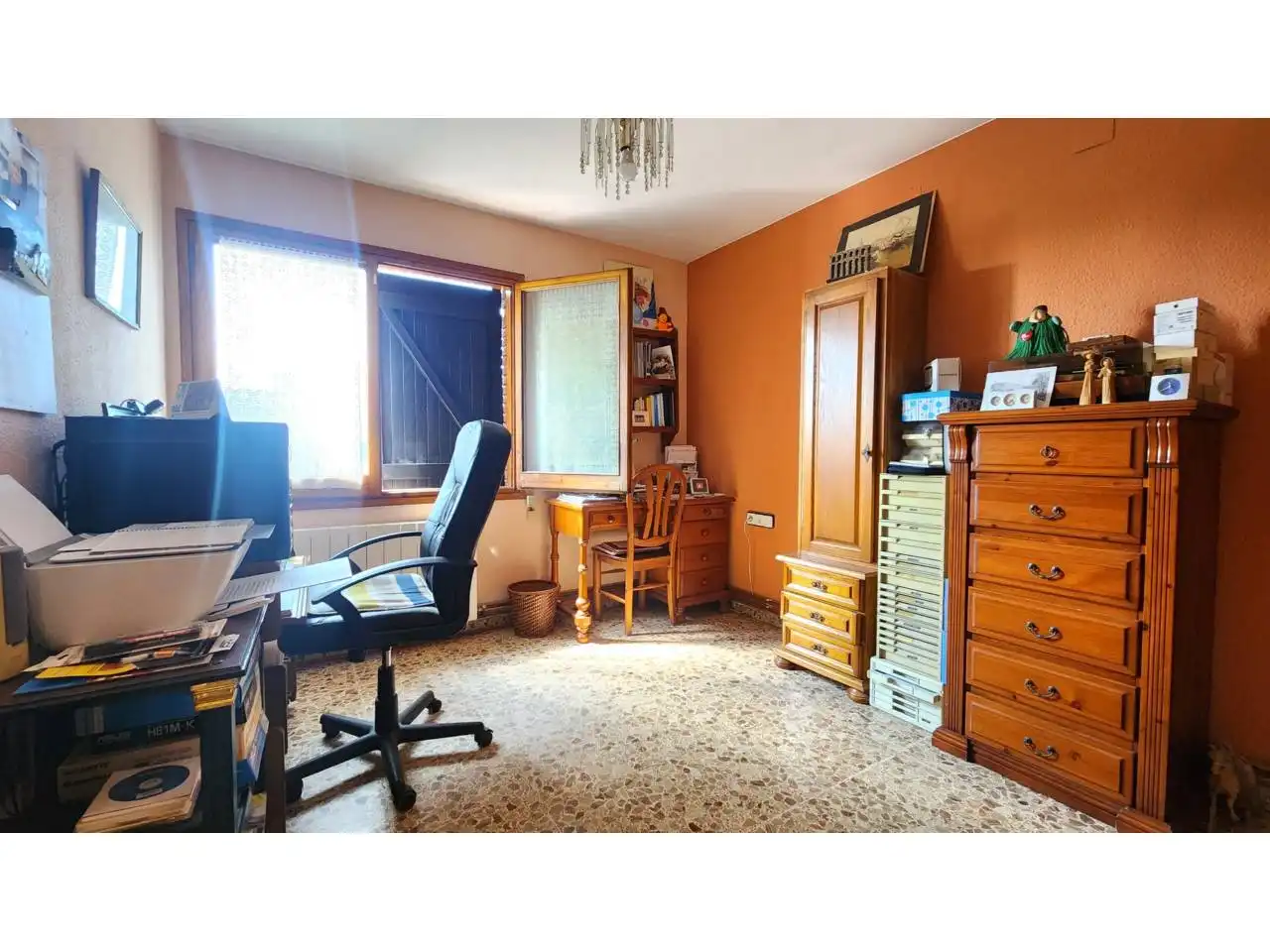 Dormitori de Casa o xalet en venda en Barberà del Vallès amb Aire condicionat, Calefacció i Jardí privat
