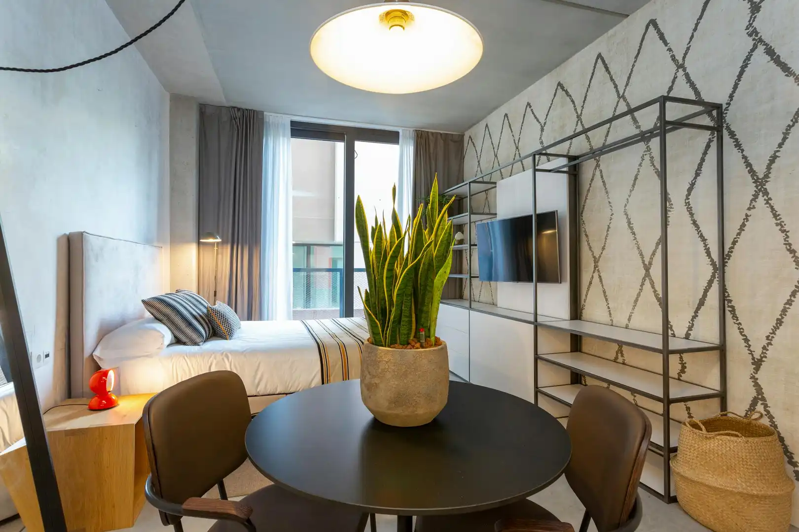 Schlafzimmer von Wohnung zur Miete in Barcelona mit Klimaanlage, Heizung und Privatgarten