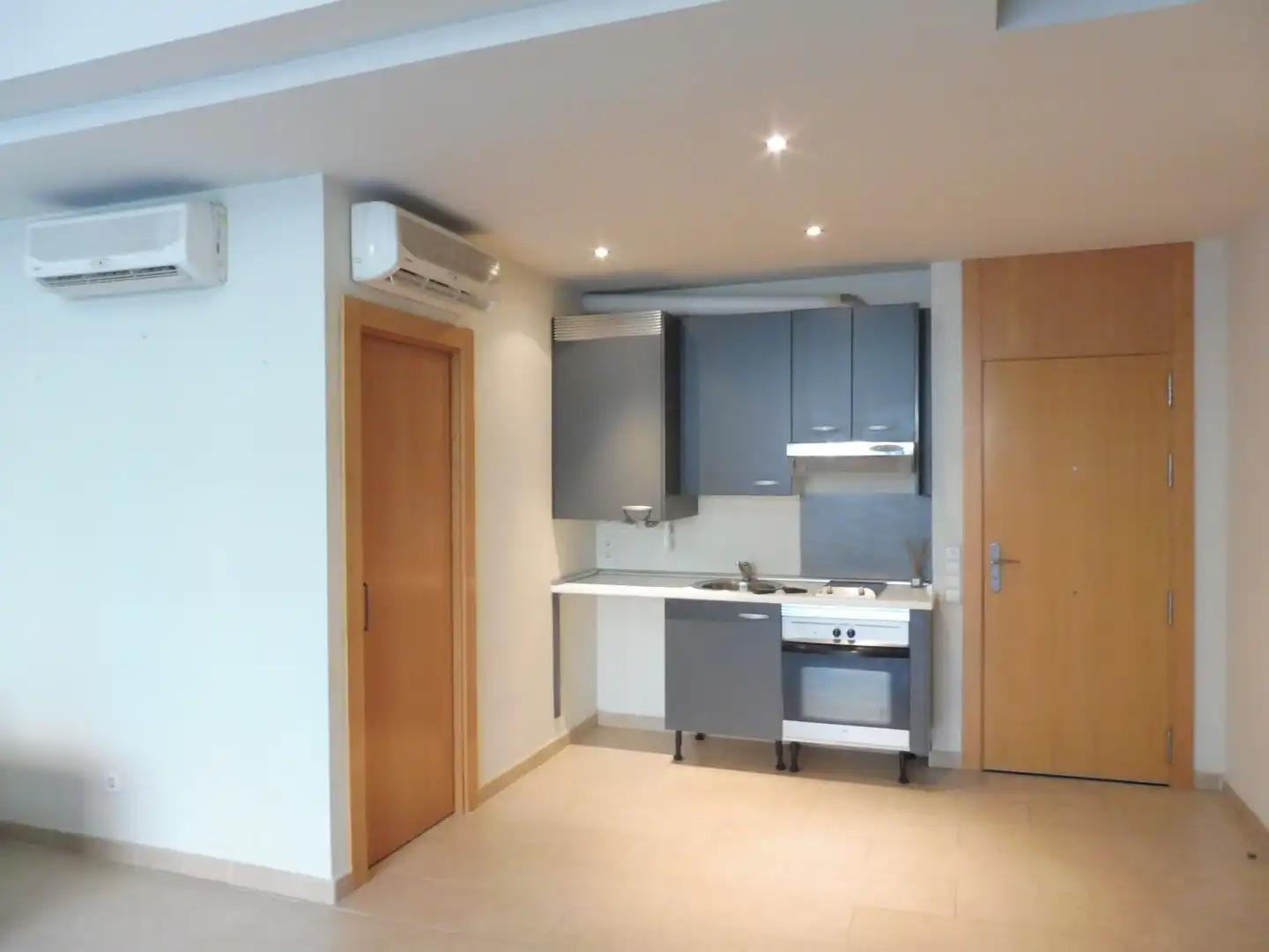 Küche von Maisonette zum Verkauf in Alcorcón mit Klimaanlage, Terrasse und Abstellraum