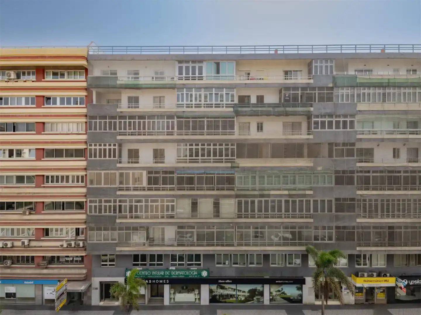 Vista exterior de Pis en venda en Las Palmas de Gran Canaria amb Aire condicionat