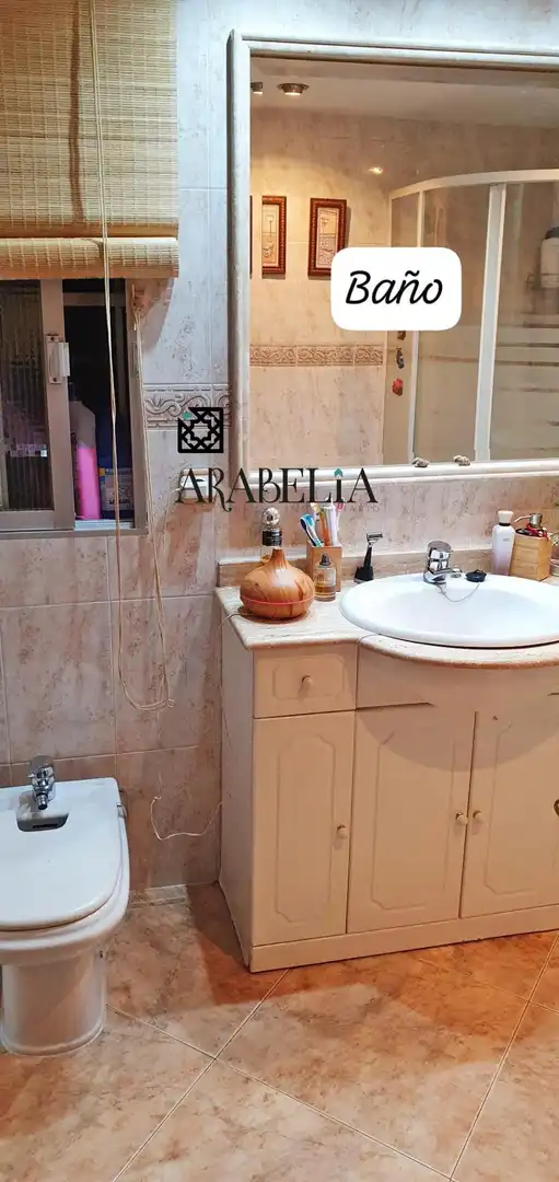 Bany de Casa o xalet en venda en Córdoba amb Aire condicionat