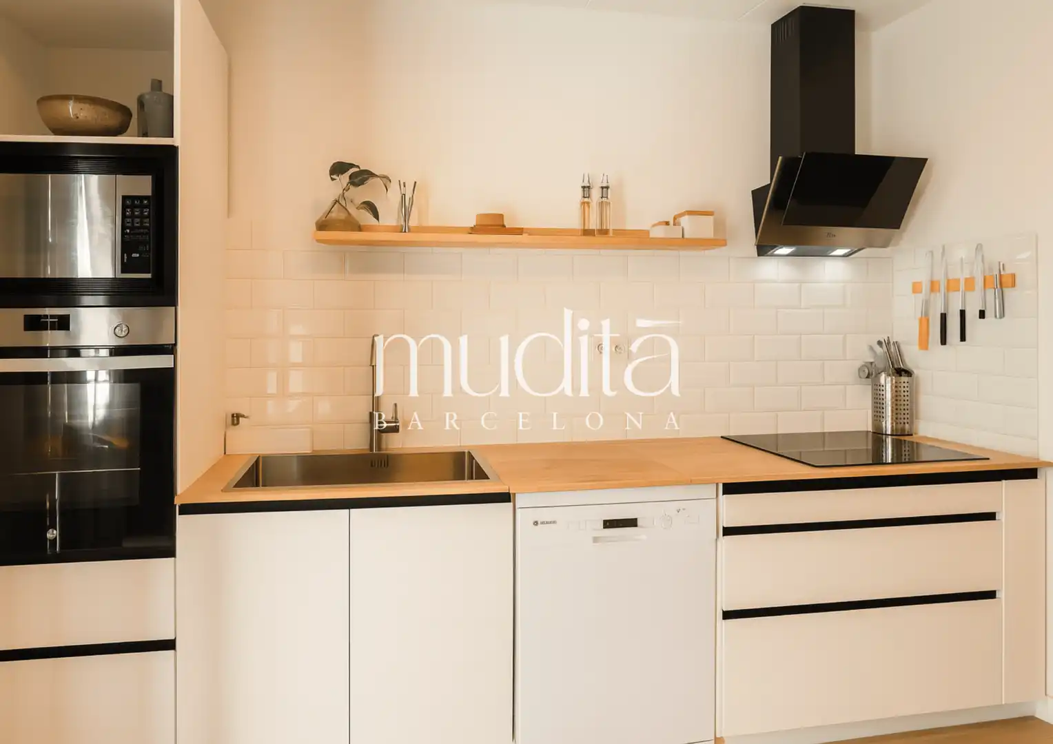 Cuina de Apartament en venda en Sant Quirze de Besora amb Forn i Balcó
