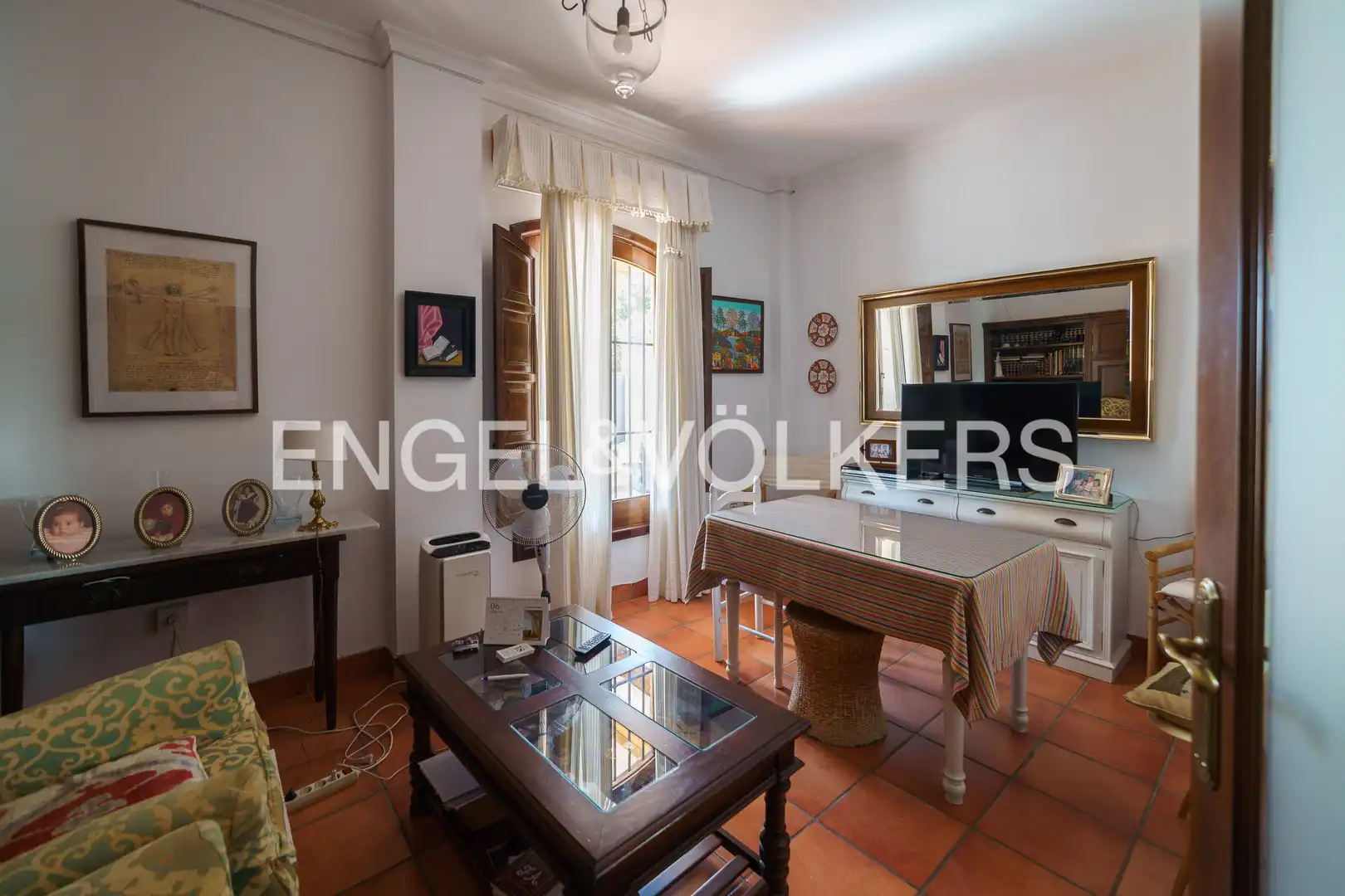 Sala d'estar de Casa o xalet en venda en Bornos amb Aire condicionat, Calefacció i Jardí privat