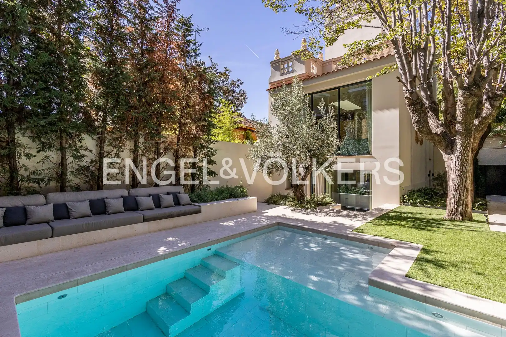 Casa con piscina en venta en Avenida Alemania-Italia, imagen 5