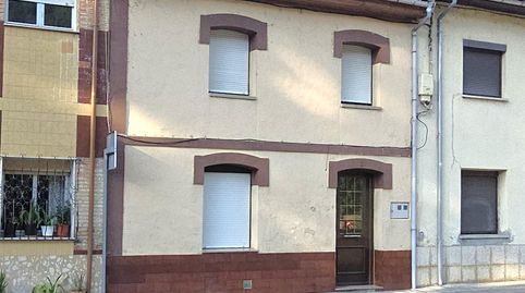CASA CON ESPACIO EXTERIOR EN ALLER TERRENO Y ANTOJANA PRIVADA