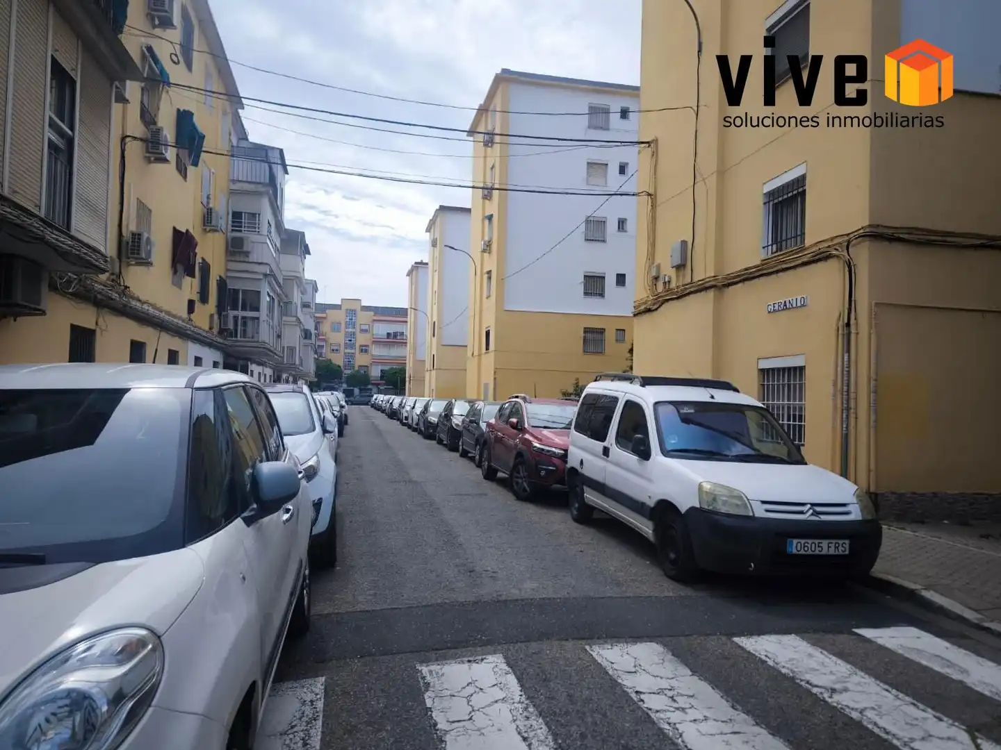 Parking of Flat for sale in Sevilla  with Air Conditioner