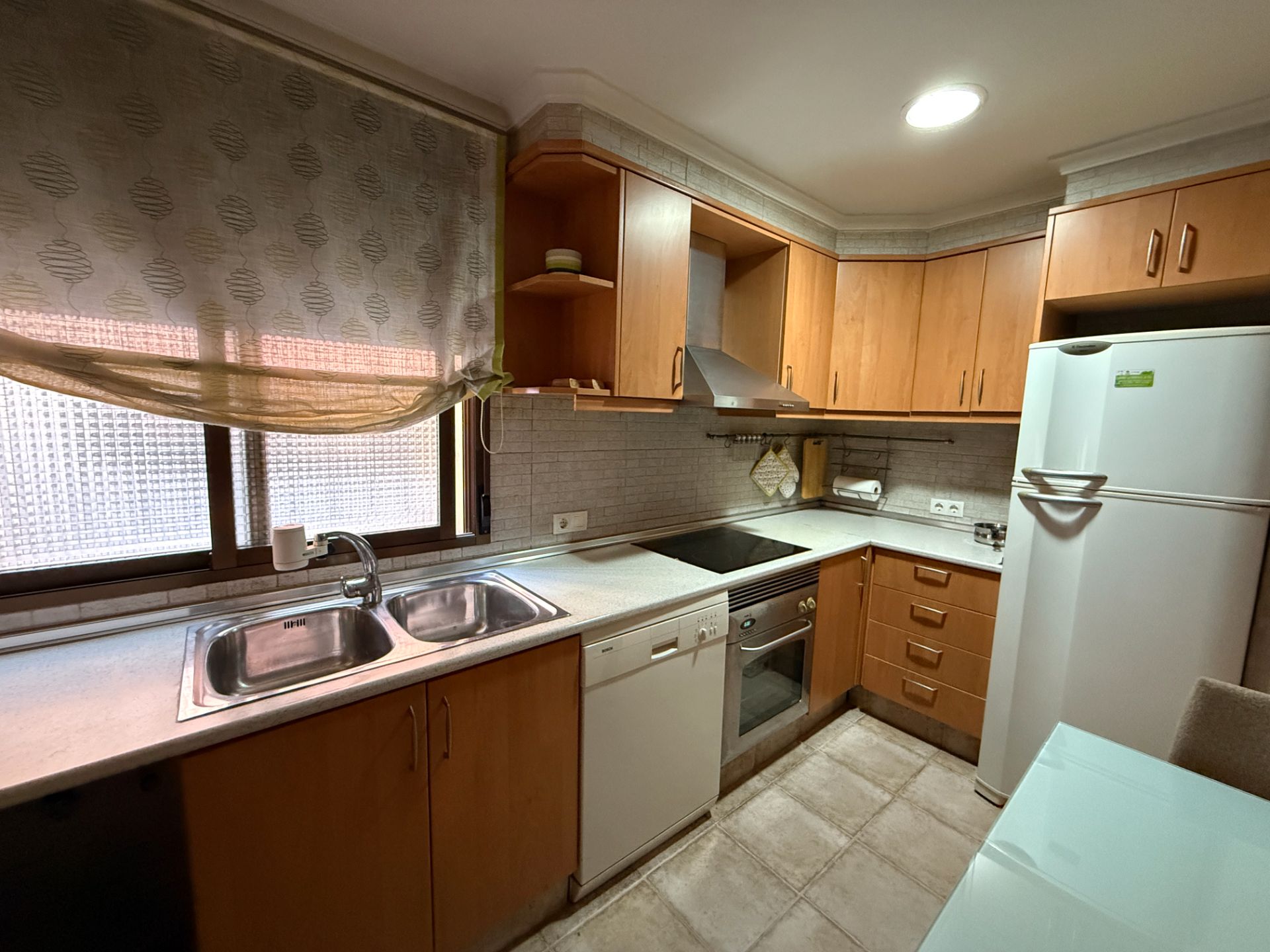 Cuina de Casa adosada en venda en Vila-real amb Calefacció i Moblat