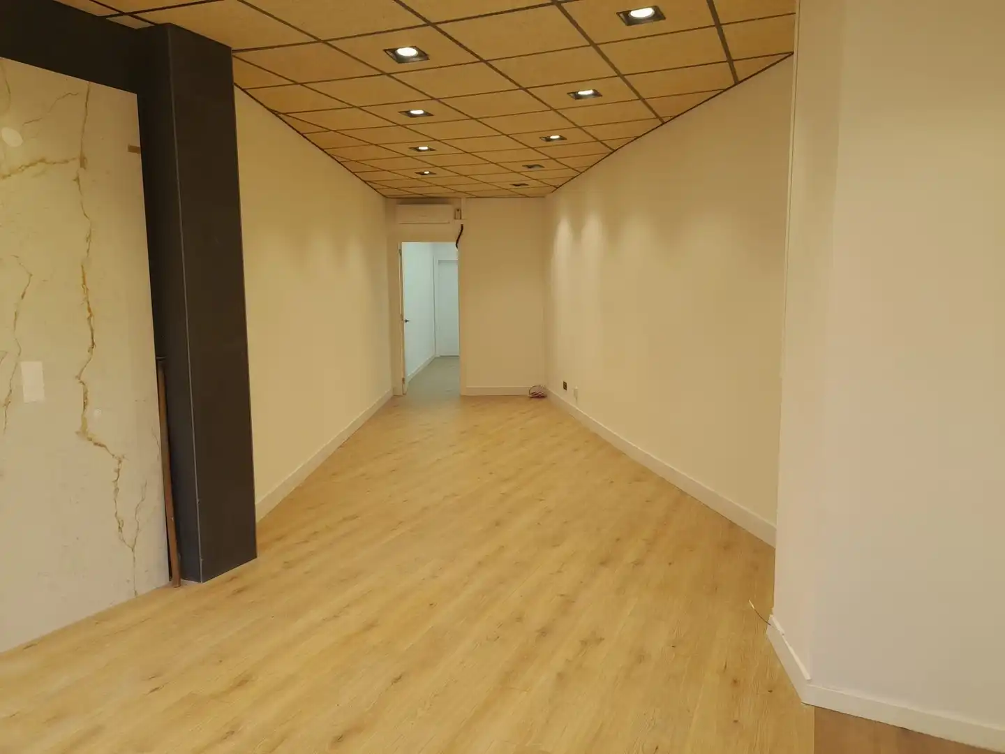 Local comercial en venta en MUNTANER, imagen 3