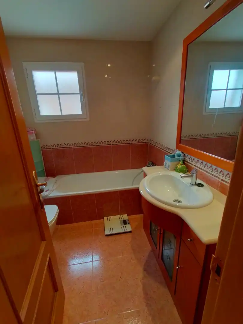 Semi-detached house with garden for sale in Calle del Organillo, imagen 9