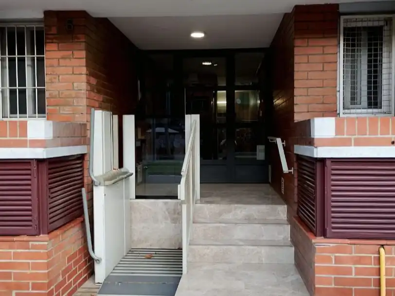 Flat with lift for sale in Carrer de la Torrassa 6, imagen 3