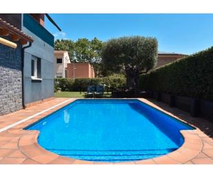 Swimming pool of Single-family semi-detached for sale in Polinyà  with Air Conditioner, Heating and Private garden