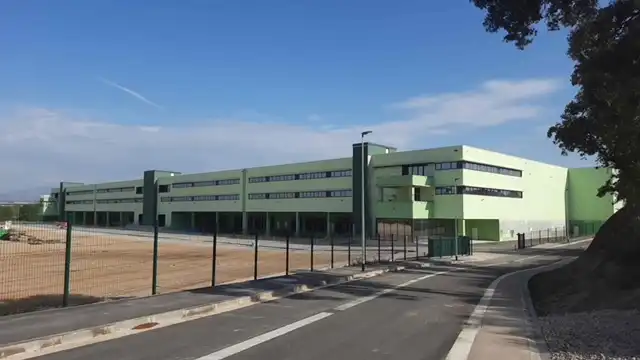 Vista exterior de Nau industrial de lloguer en Sant Fost de Campsentelles amb Calefacció