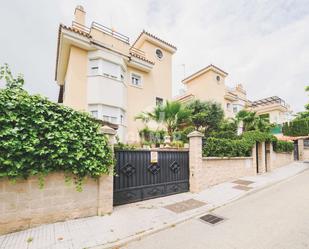 Exterior view of House or chalet for sale in  Madrid Capital  with Swimming Pool