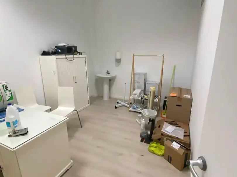 Local comercial en traspaso en Calle de Tafalla 31003, imagen 7