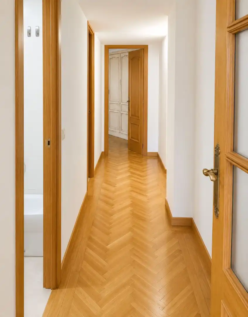 Flat for sale in Madrid  with Parquet flooring, Washing machine and Alarm
