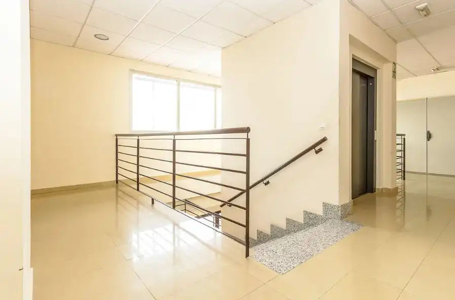 Local comercial en venda a Avenida de los Vinos 3, imagen 10