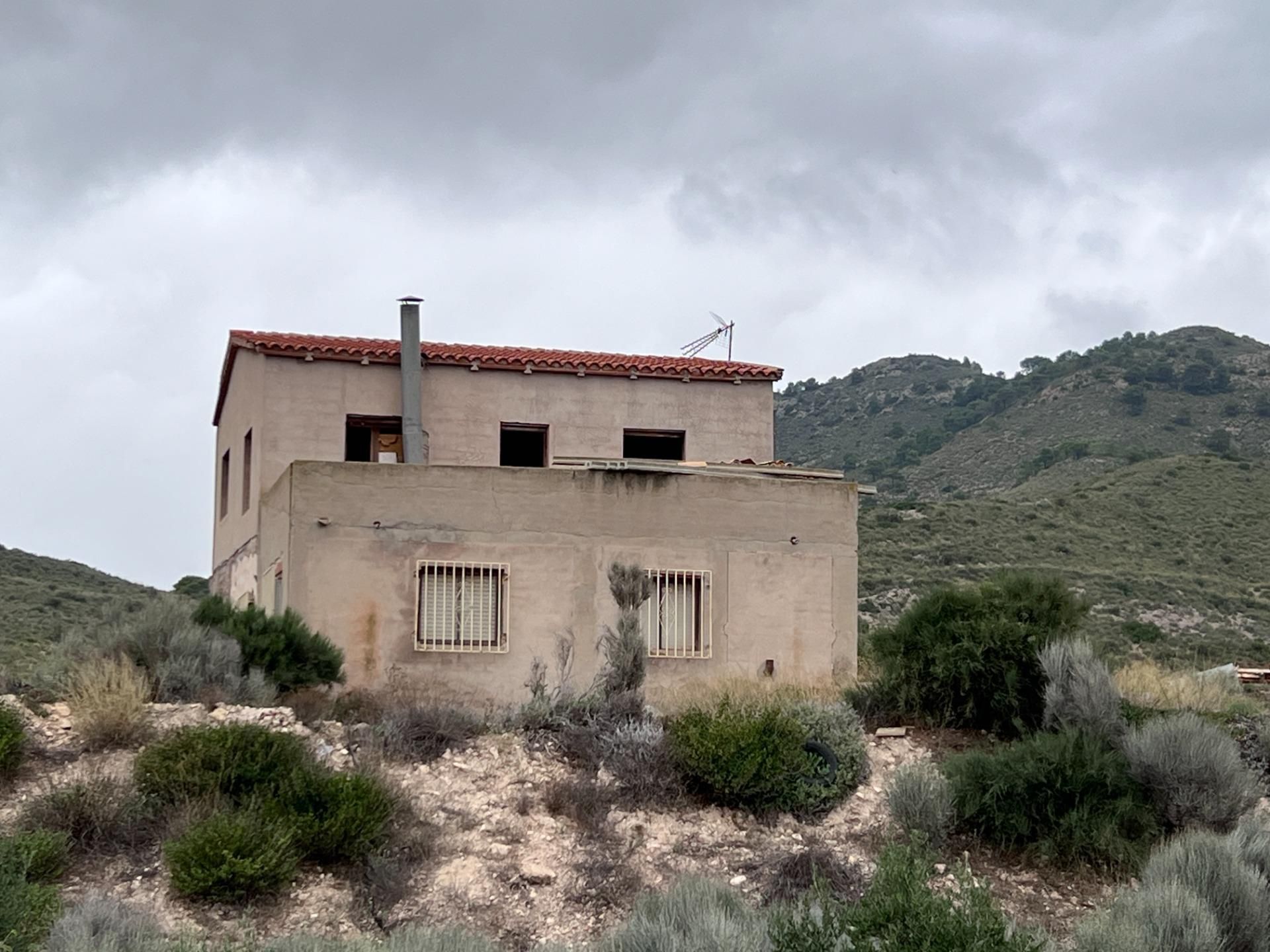 Vista exterior de Casa o xalet en venda en Novelda amb Aire condicionat, Jardí privat i Terrassa