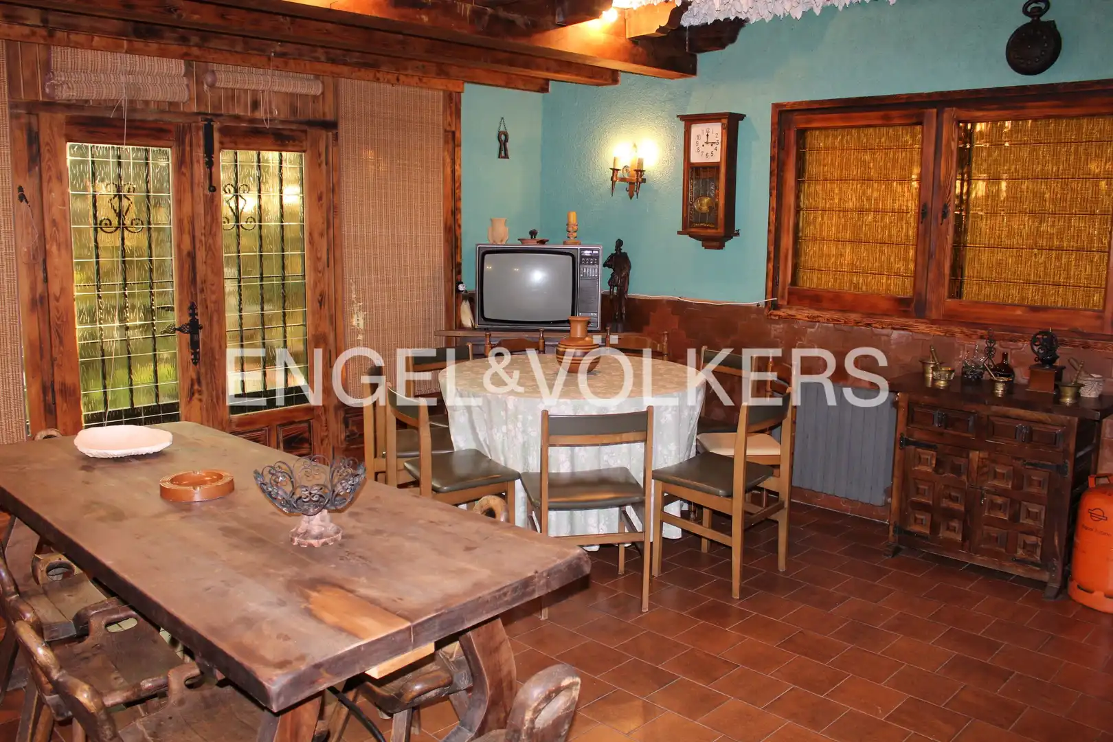 Comedor de Casa o chalet en venta en Cabanillas de la Sierra con Calefacción, Jardín privado y Piscina