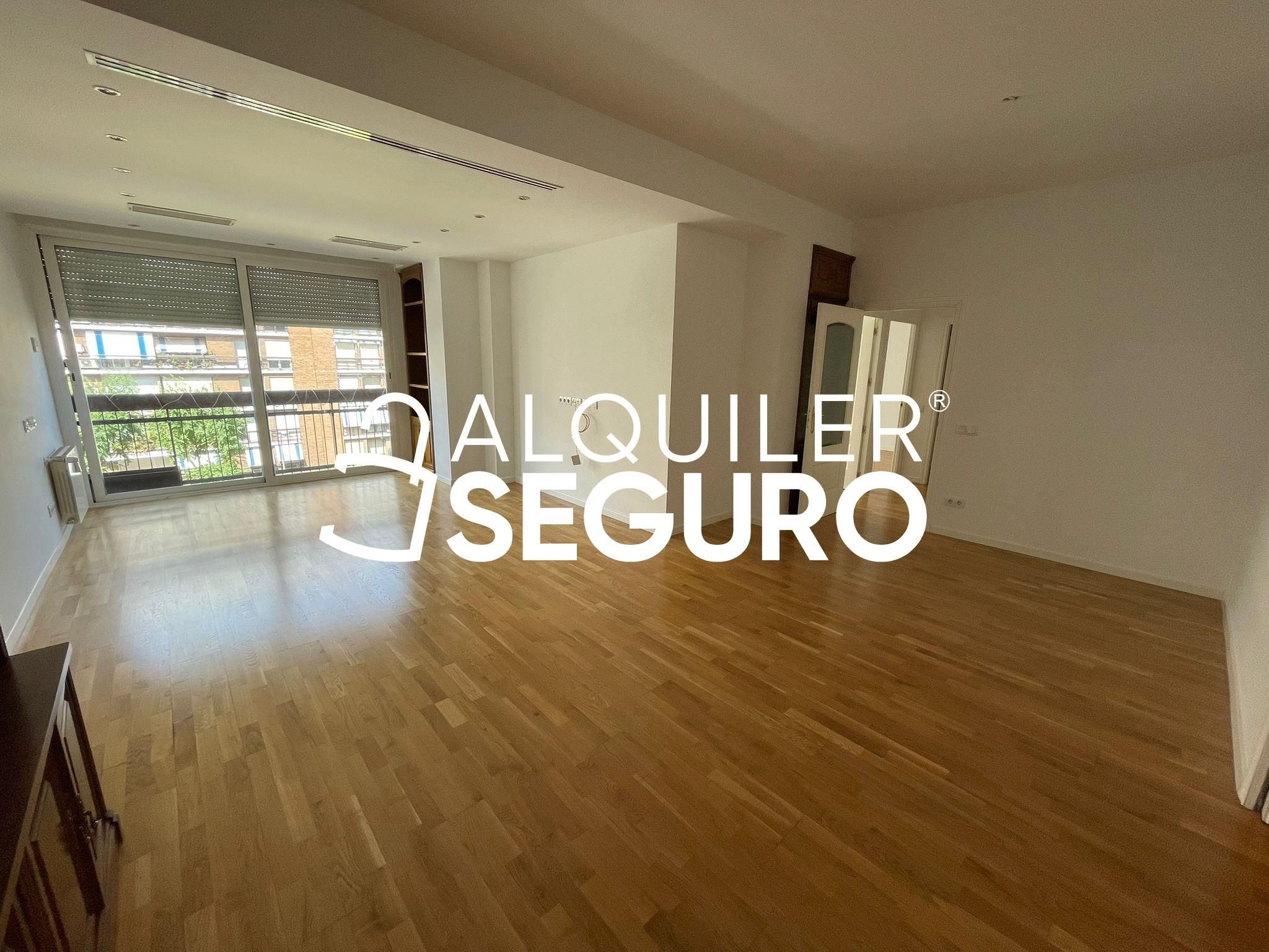 Flat to rent in  Madrid Capital  with Air Conditioner, Heating and Terrace