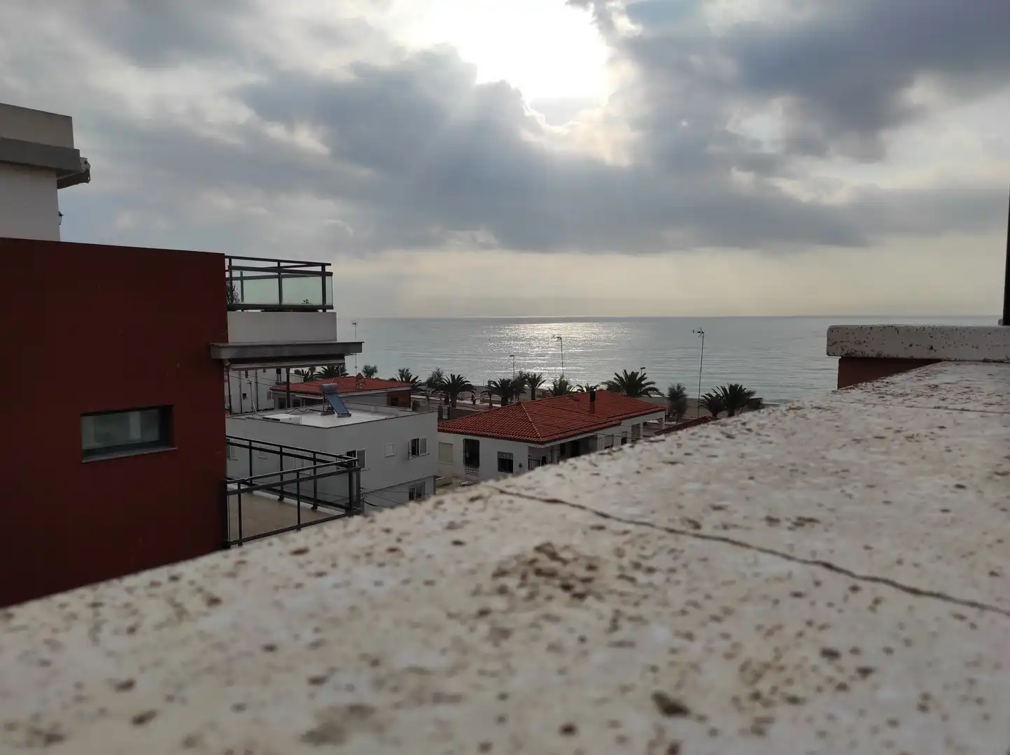 Außenansicht von Dachboden zur Miete in Moncofa mit Klimaanlage, Terrasse und Abstellraum