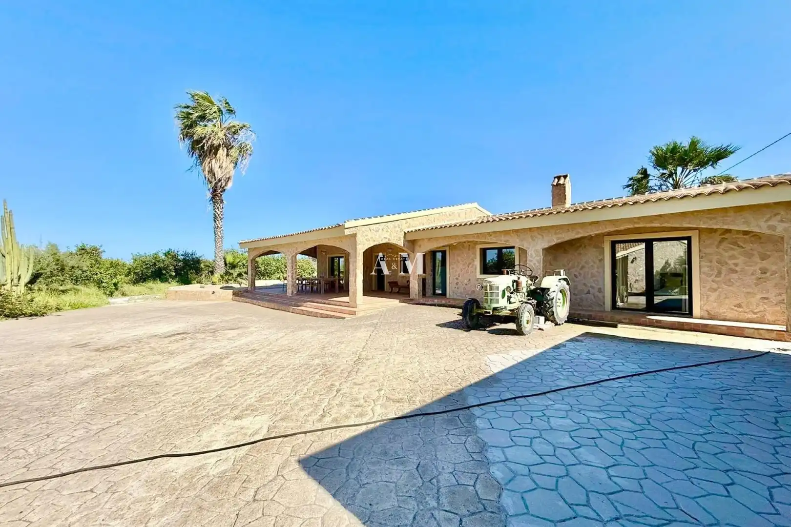 Vista exterior de Casa o chalet de alquiler en San Miguel de Salinas con Aire acondicionado, Calefacción y Jardín privado