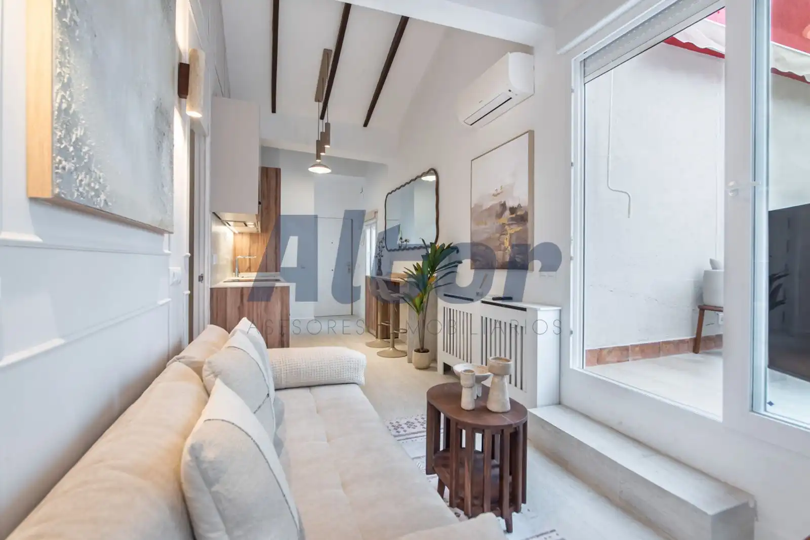 Attic for sale in GENERAL PERÓN, Cuatro Caminos - Azca