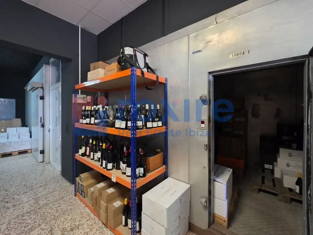Edificio en venta en Sant Josep de sa Talaia