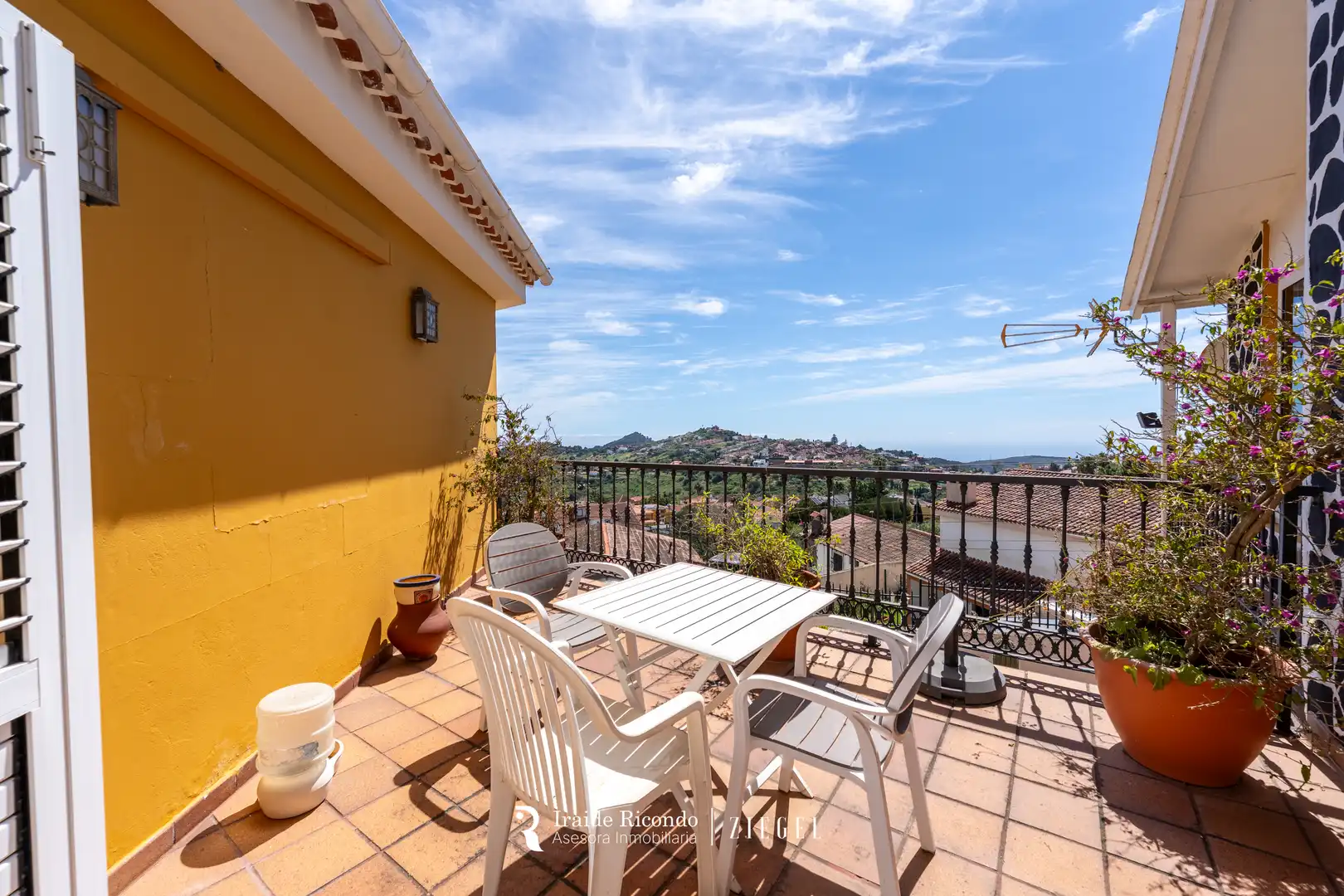 Terrace of Houses for sale in Santa Brígida  with Air Conditioner, Private garden and Terrace