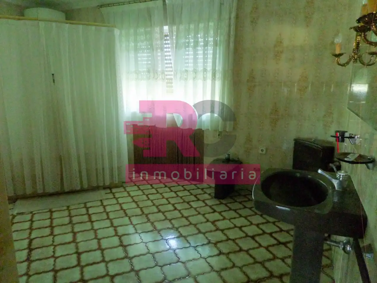 Habitación de Casa o chalet en venta en Castellanos de Villiquera con Calefacción, Jardín privado y Piscina