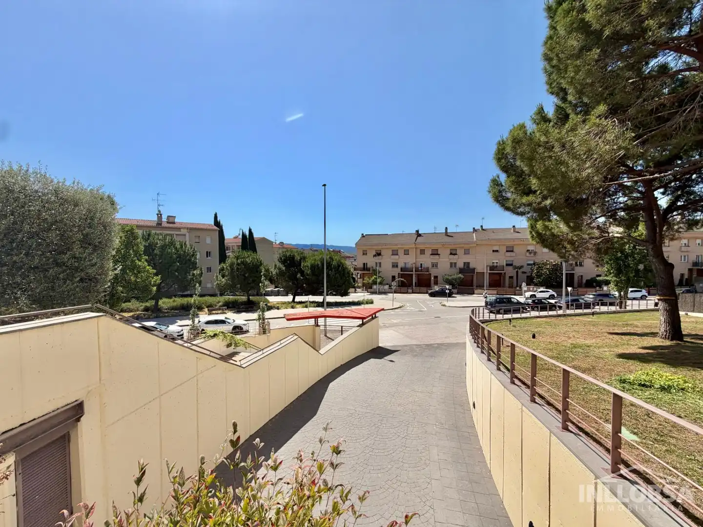 Exterior view of Attic for rent in Manresa  with Air Conditioner, Heating and Terrace
