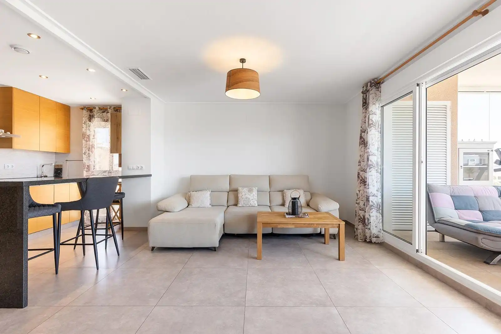 Apartment with terrace for sale in Calle CLAVO, imagen 7