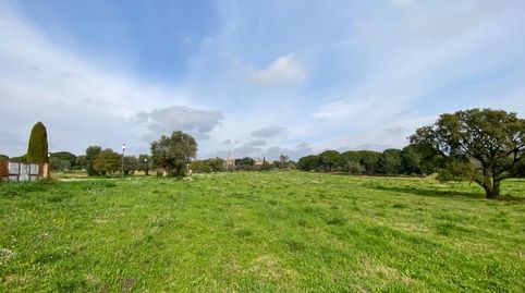 Con 2.498 m de terreno en pleno corazón del Golf de Peralada, esta parcela es un remanso de paz en el que diseñar su futuro hogar., Bild 2