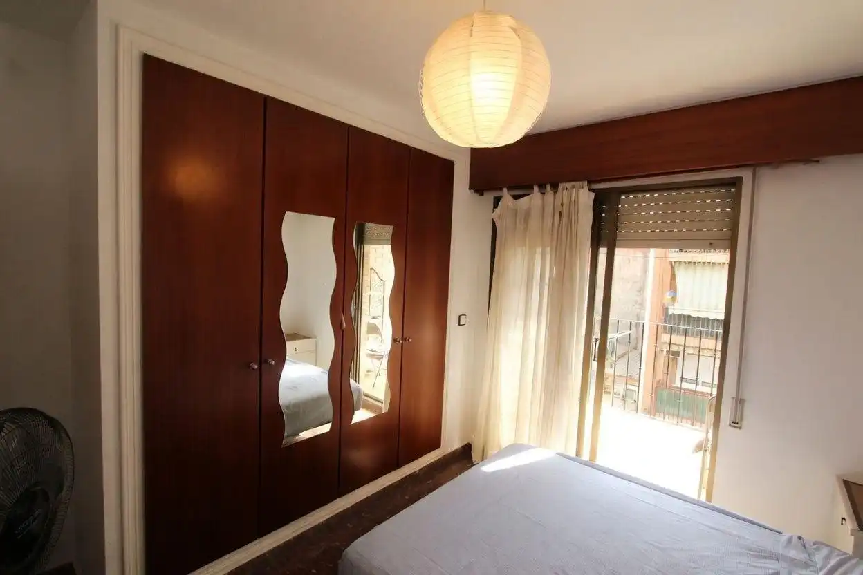 Habitación de Piso en venta en Paterna con Terraza y Balcón