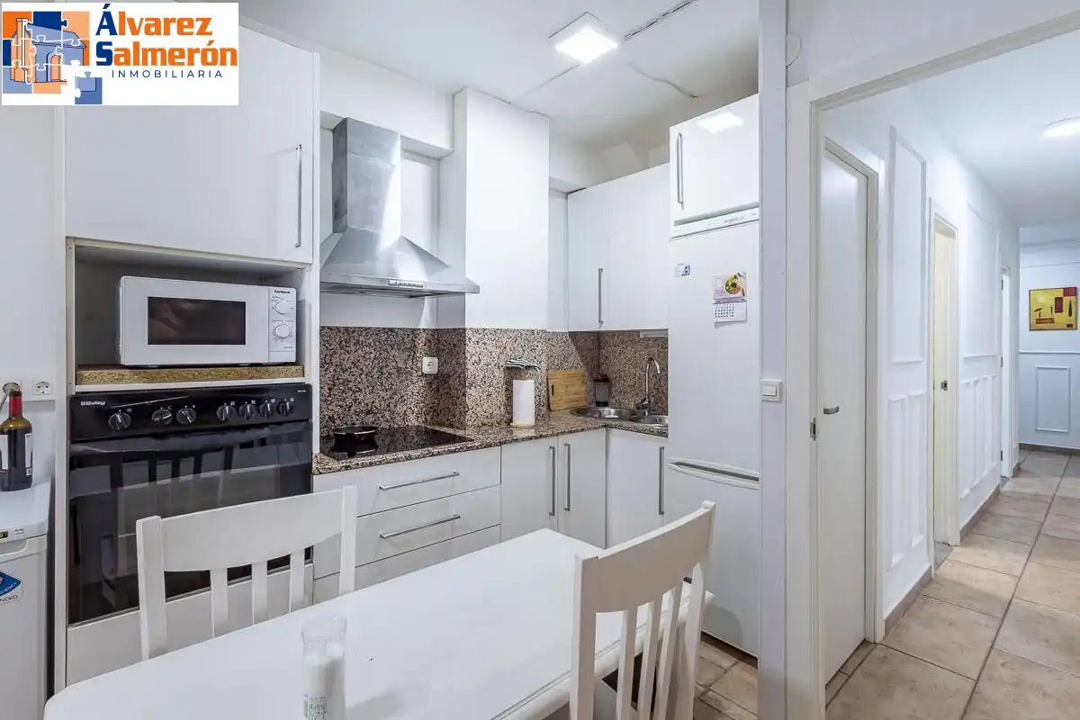 Piso con ascensor en venta en Zaidín, imagen 5
