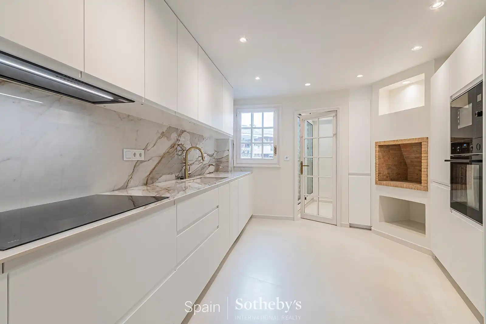 Cocina de Apartamento en venta en Barcelona con Aire acondicionado, Calefacción y Terraza