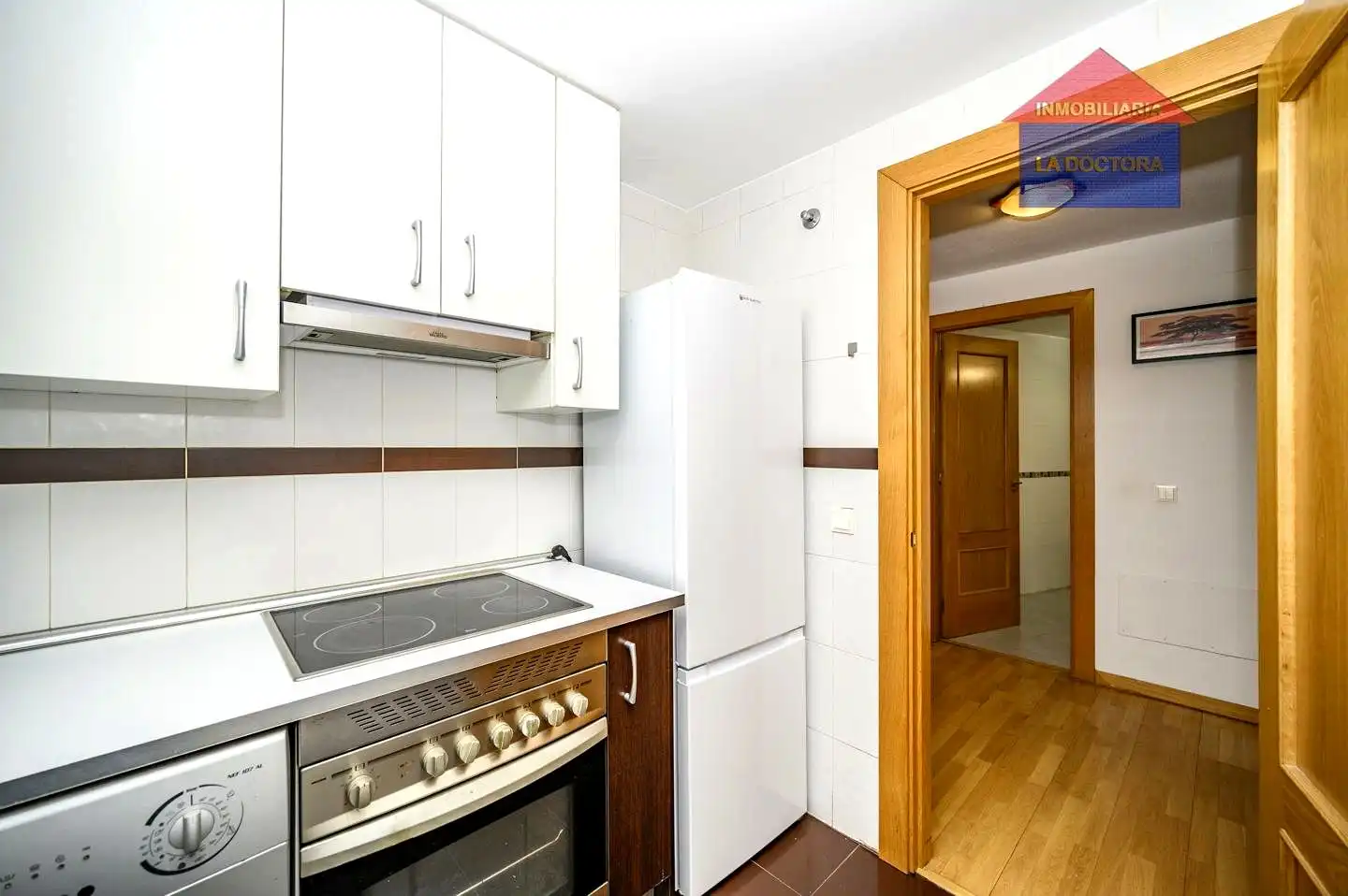 Cocina de Piso en venta en Las Ventas de Retamosa con Piscina comunitaria