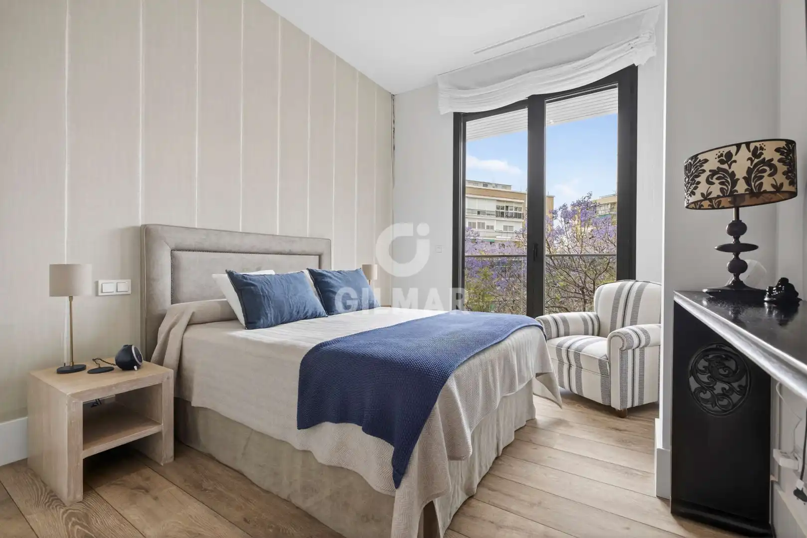Habitación de Piso en venta en Sevilla con Calefacción, Trastero y Piscina