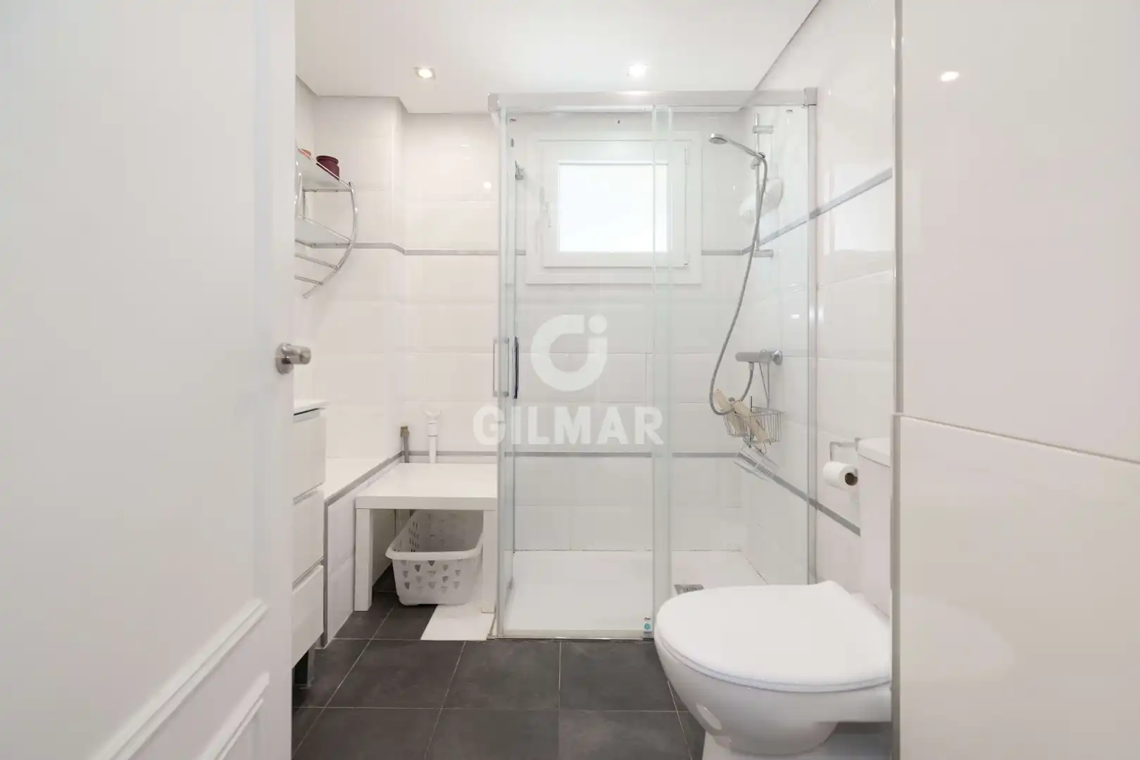 Bathroom of Flat for sale in Fuengirola  with Heating, Private garden and Swimming Pool