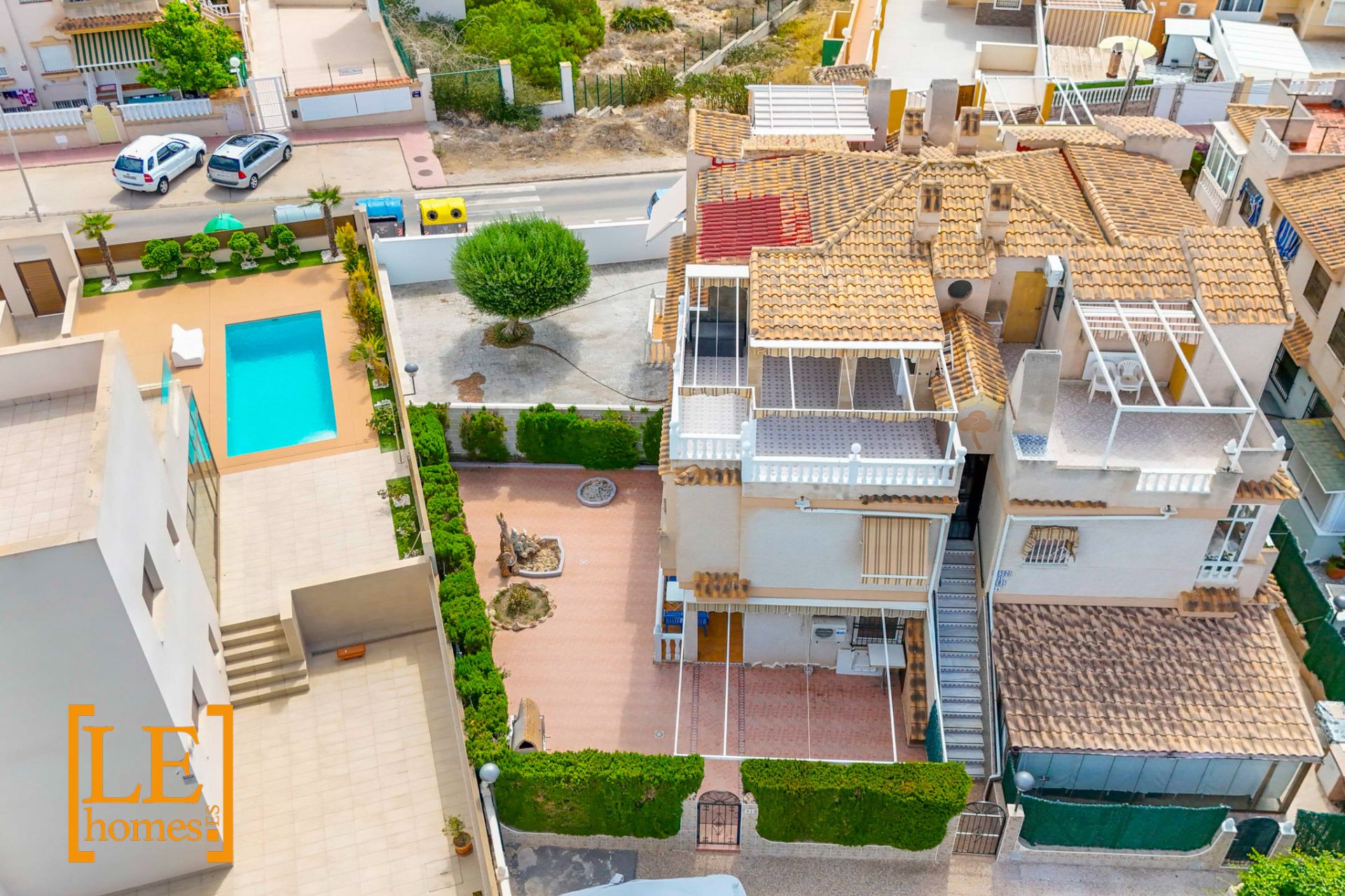 Exterior view of Planta baja for sale in Torrevieja  with Air Conditioner, Private garden and Furnished