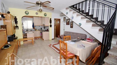 Foto 2 von Einfamilien-Reihenhaus zum Verkauf in Calle Cuenca, Playa Morro de Gos, Oropesa del Mar / Orpesa