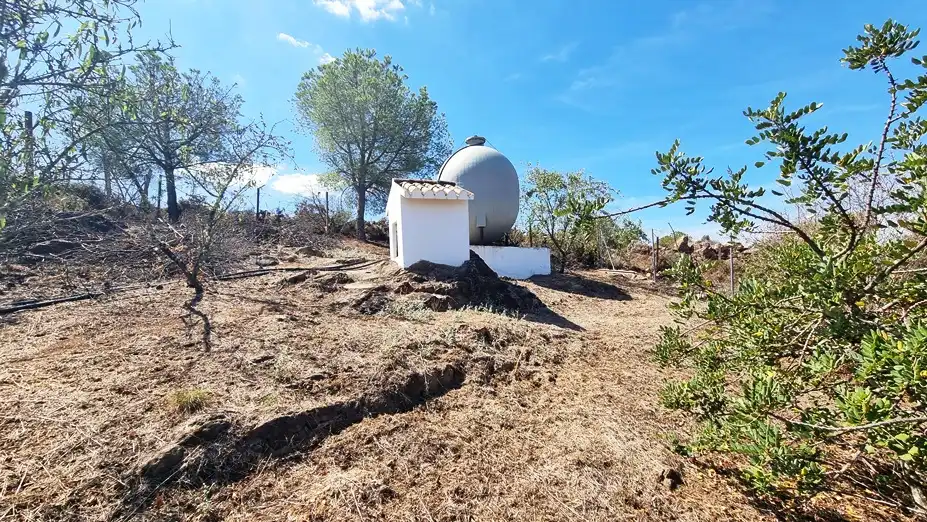 Finca rústica en venta en El Campillo (Huelva) con Aire acondicionado, Jardín privado y Terraza