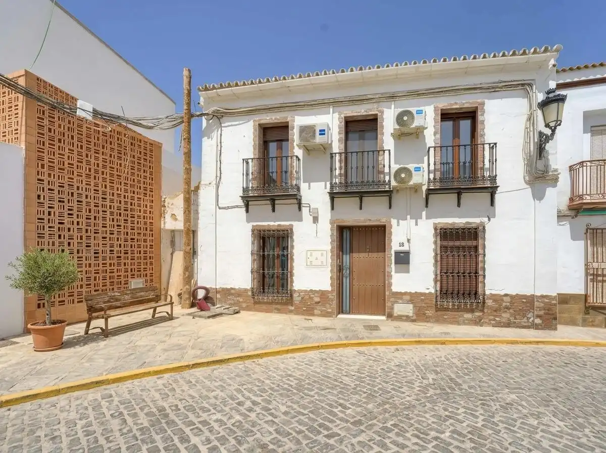 Vista exterior de Casa o xalet en venda en Carrión de los Céspedes
