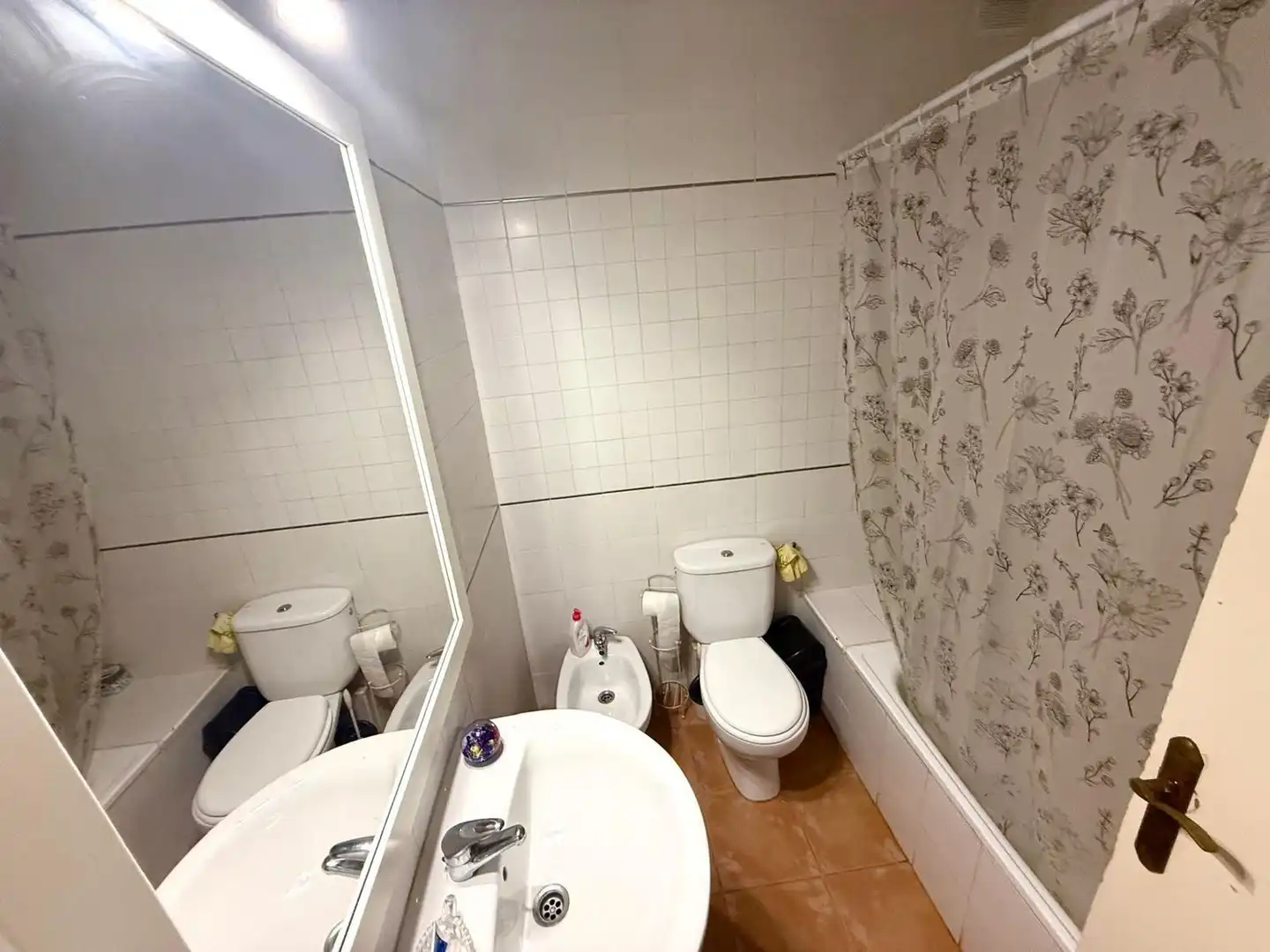 Baño de Piso en venta en Turre con Aire acondicionado, Terraza y Amueblado